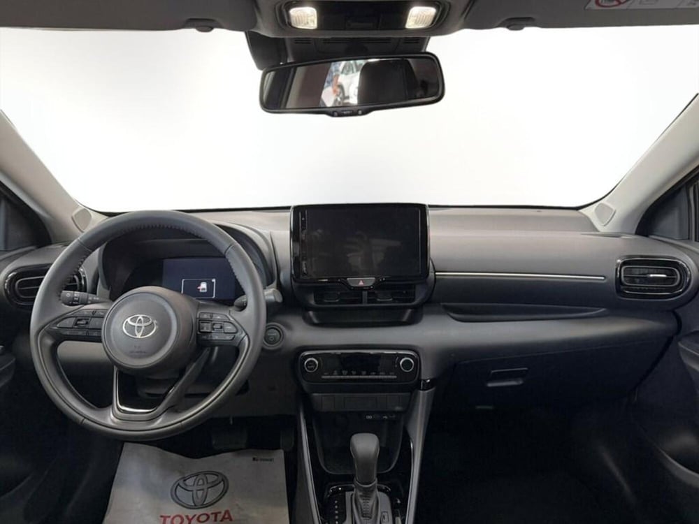 Toyota Yaris Cross nuova a Monza e Brianza (8)