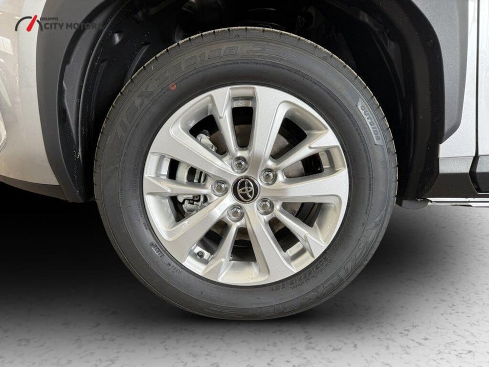 Toyota Yaris Cross nuova a Monza e Brianza (15)