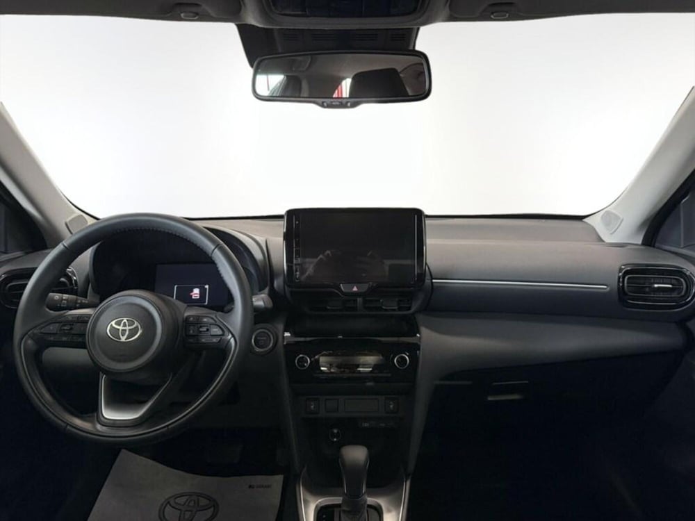 Toyota Yaris Cross nuova a Monza e Brianza (8)