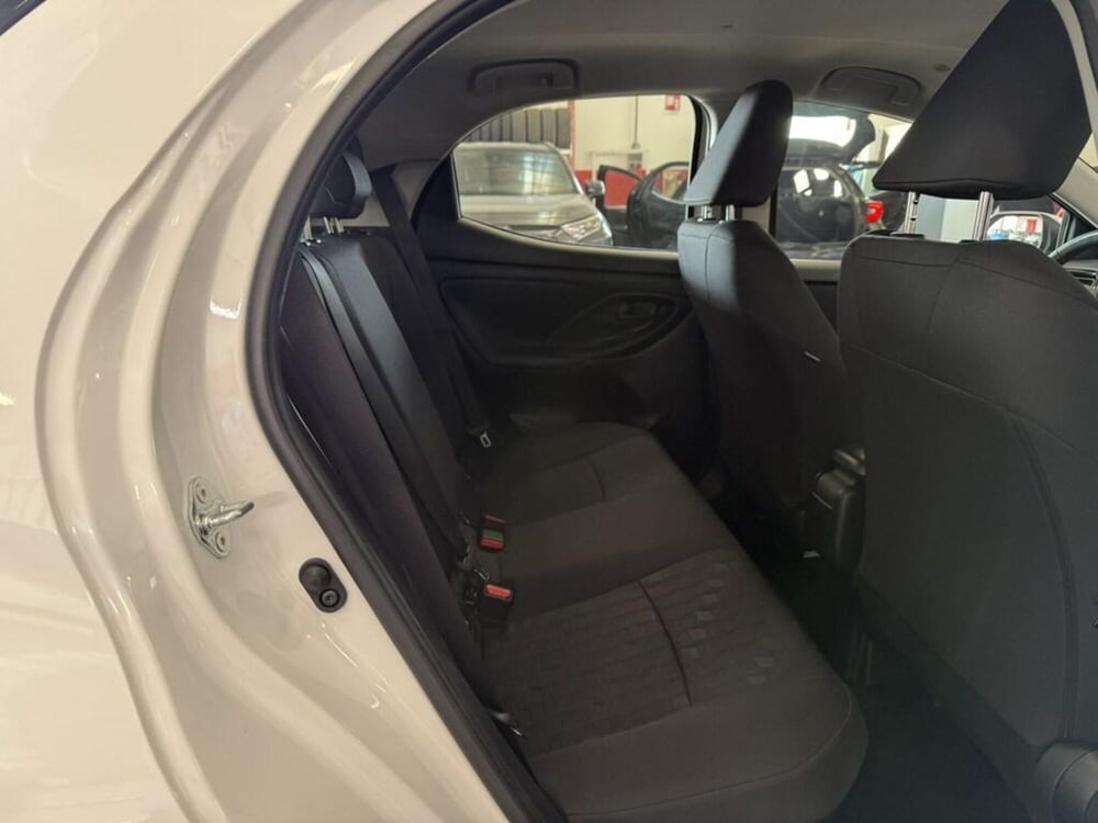 Toyota Yaris Cross nuova a Monza e Brianza (10)