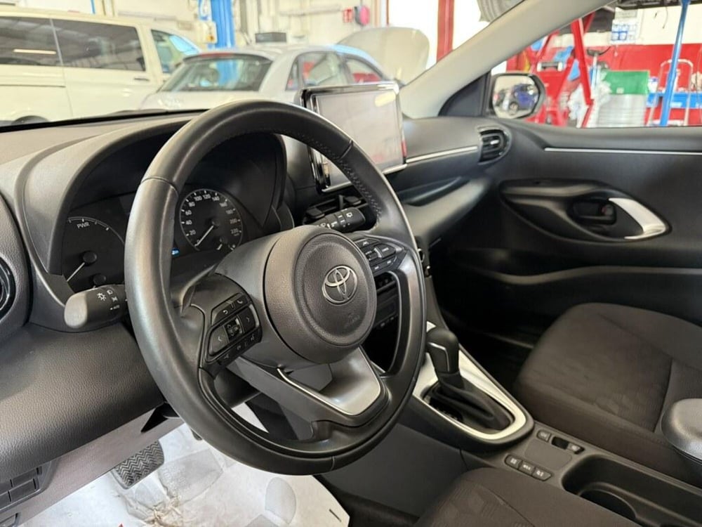 Toyota Yaris Cross nuova a Monza e Brianza (11)