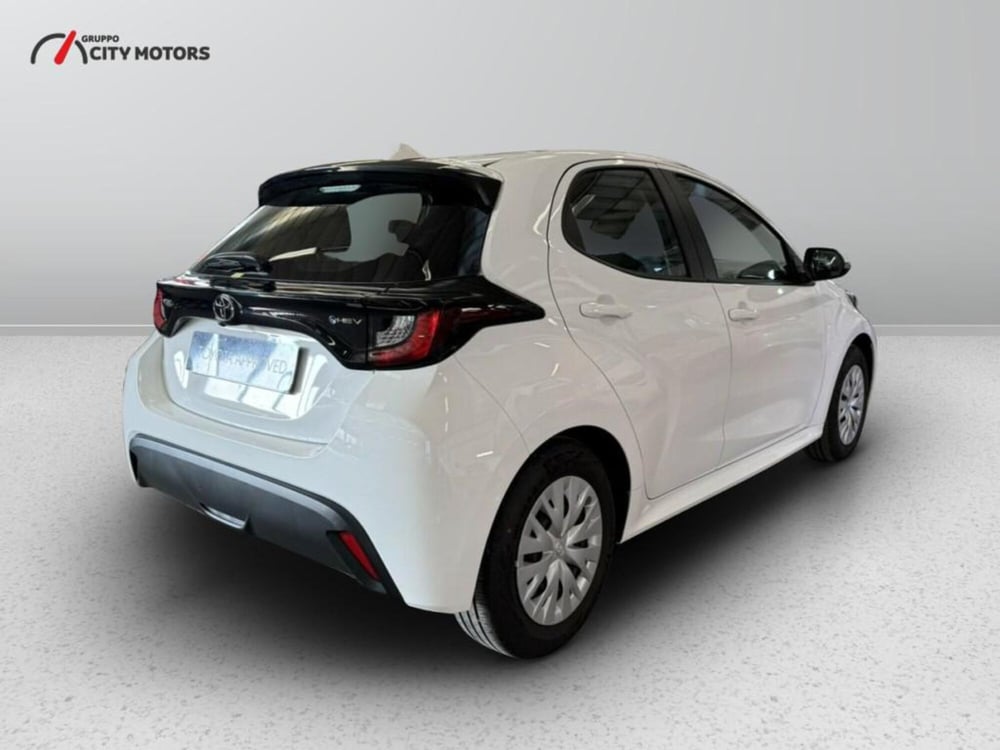 Toyota Yaris Cross nuova a Monza e Brianza (6)