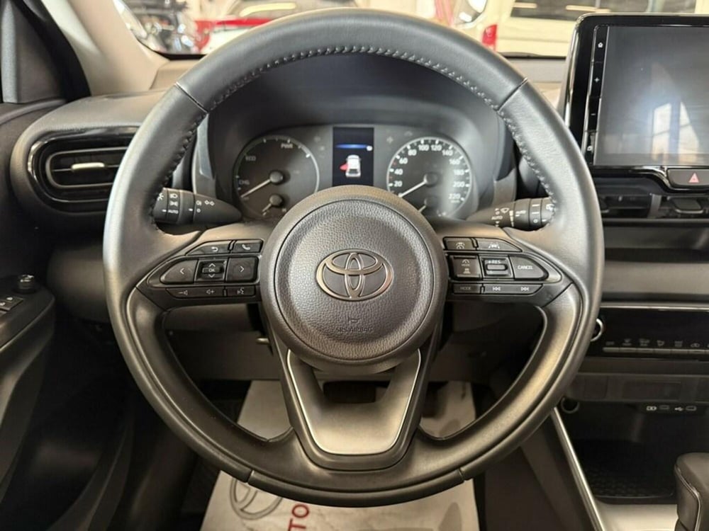 Toyota Yaris Cross nuova a Monza e Brianza (7)