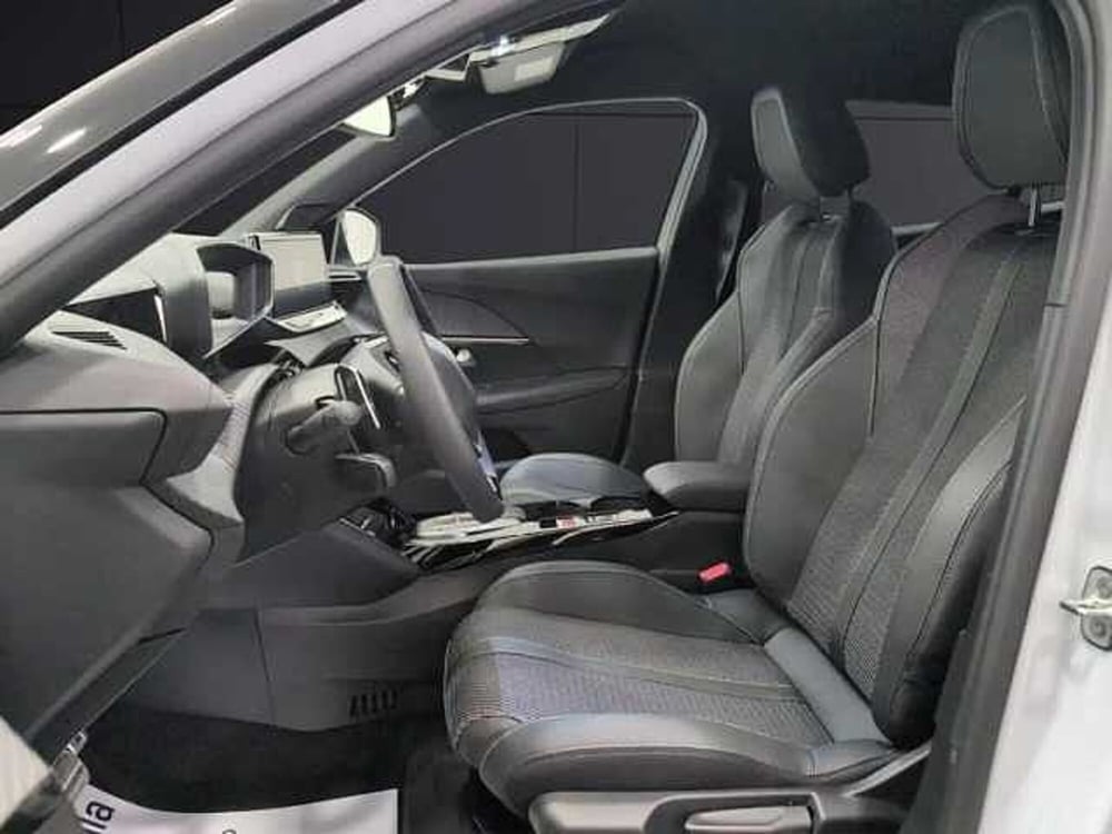 Peugeot 2008 nuova a Brescia (10)