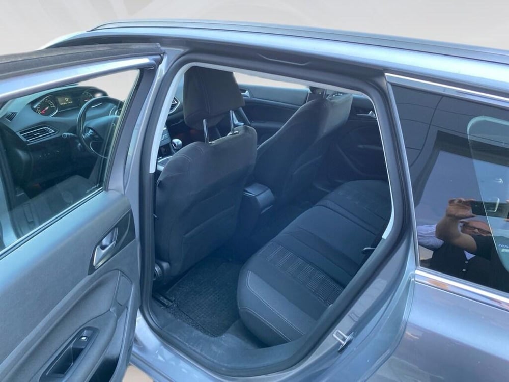 Peugeot 308 SW usata a Torino (7)