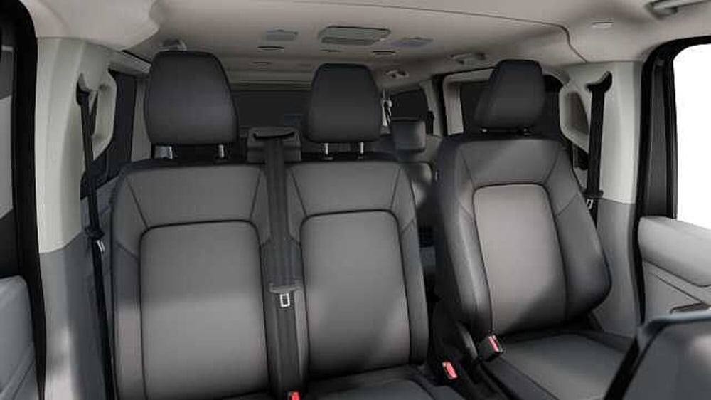 Volkswagen Veicoli Commerciali Caravelle nuova a Ravenna (9)