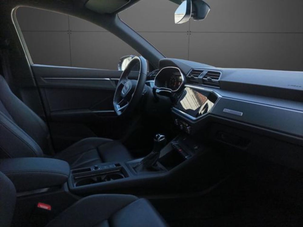 Audi Q3 Sportback usata a Milano (11)