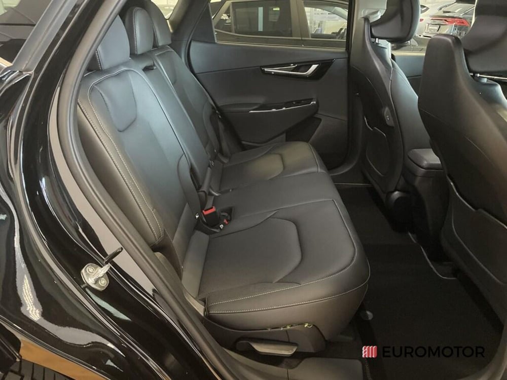 Kia EV6 nuova a Bari (10)