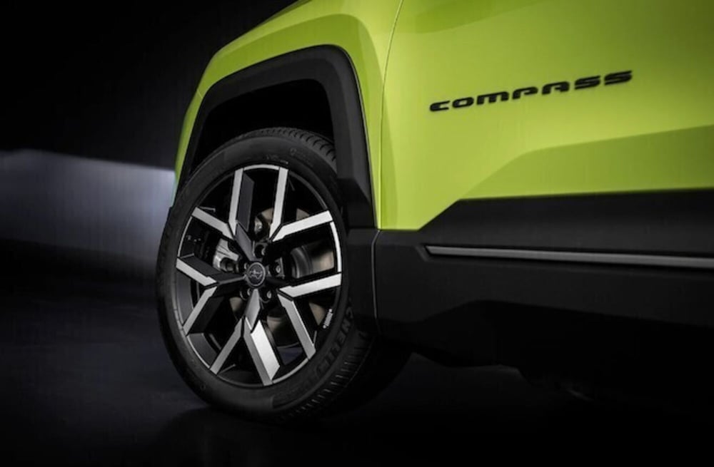 Jeep Compass nuova a Bari (10)