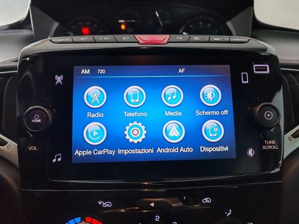 Lancia Ypsilon usata a Torino (9)