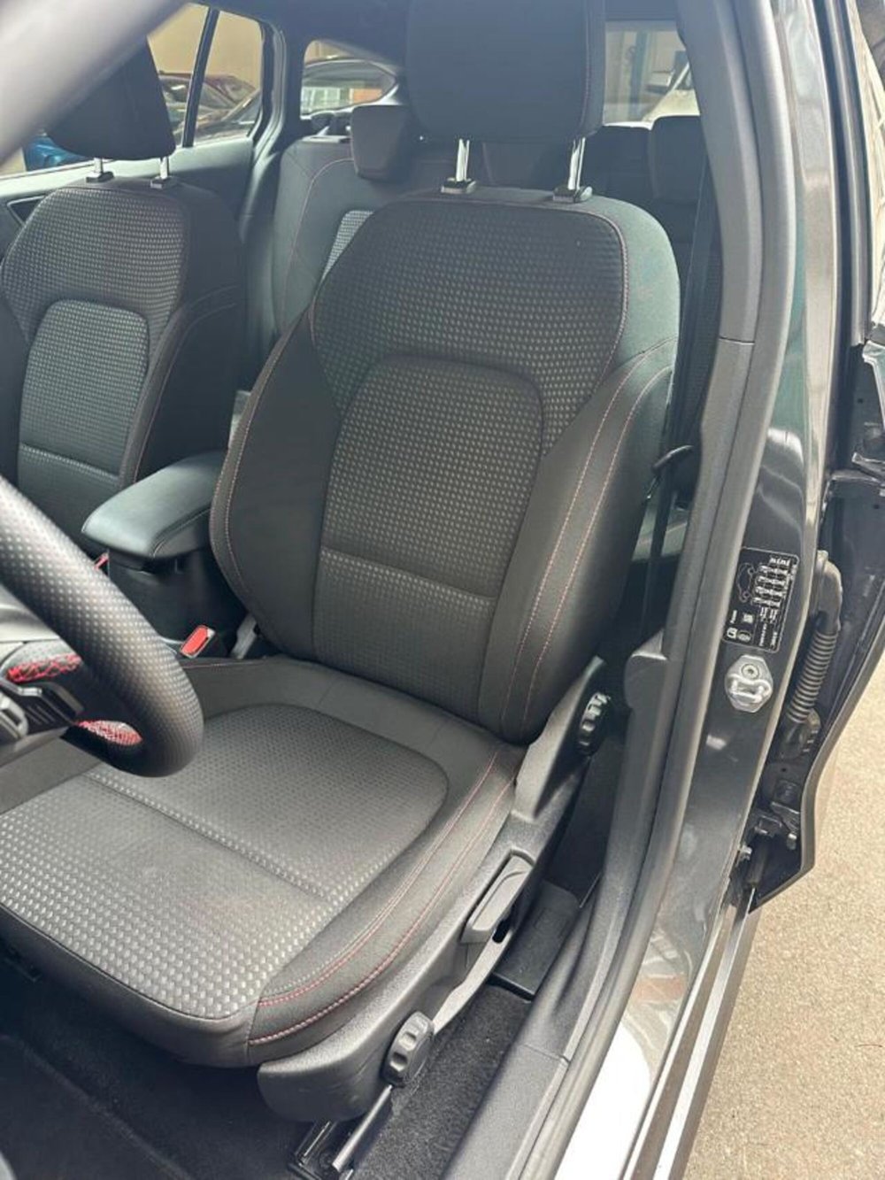 Ford Focus Station Wagon usata a Torino (14)