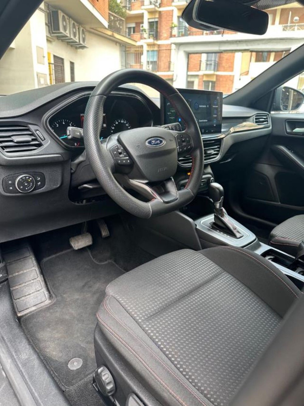 Ford Focus Station Wagon usata a Torino (8)