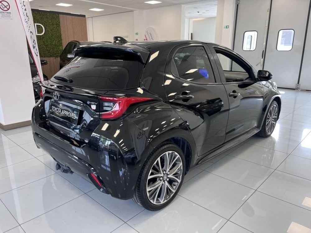 Toyota Yaris usata a Prato (4)