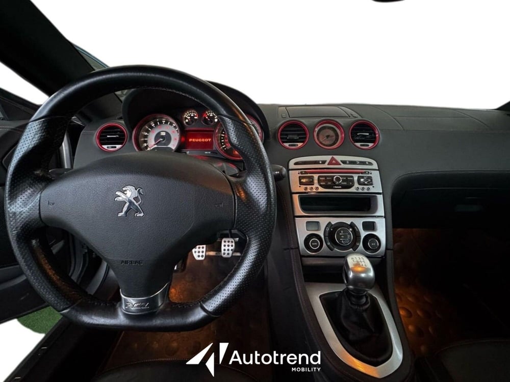 Peugeot RCZ usata a Bari (13)