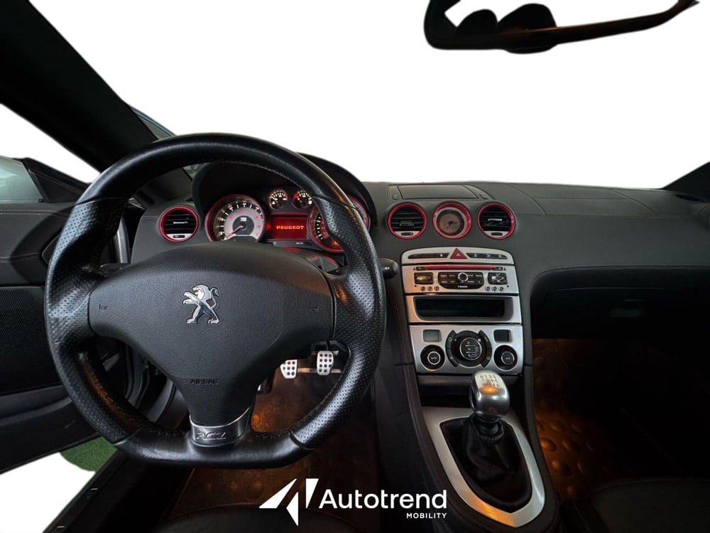 Peugeot RCZ usata a Bari (8)