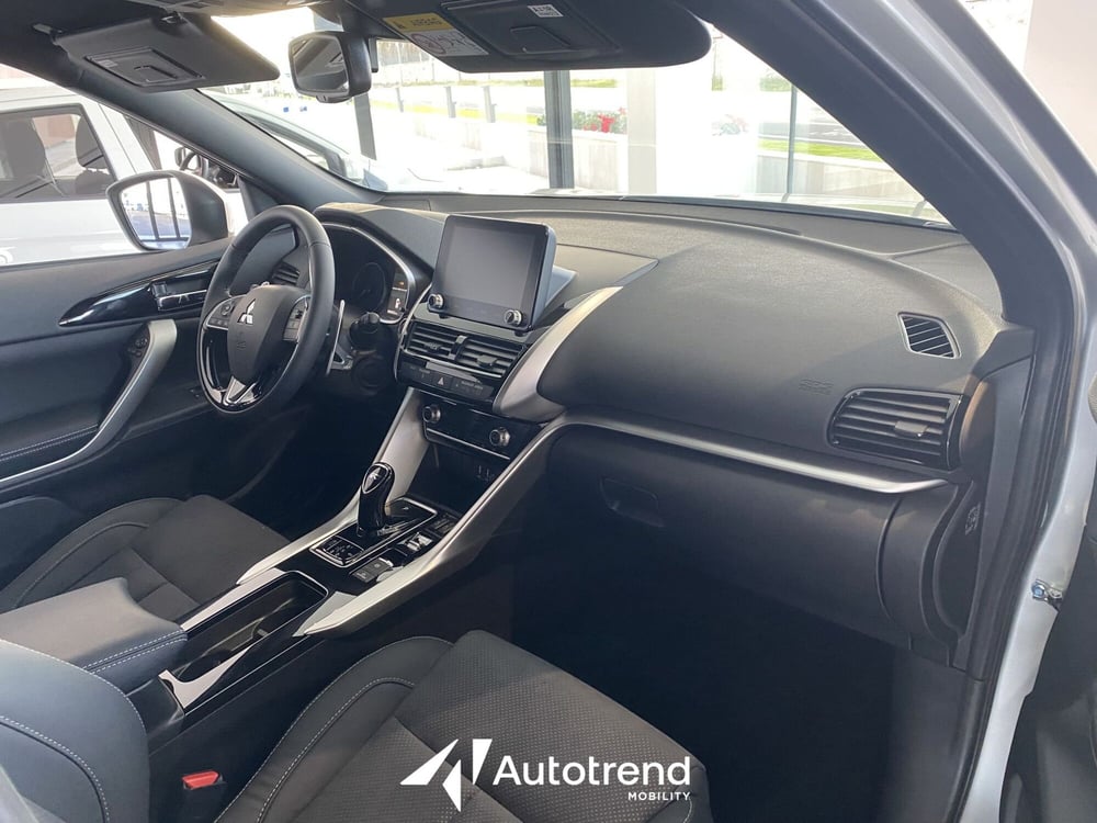 Mitsubishi Eclipse nuova a Bari (8)