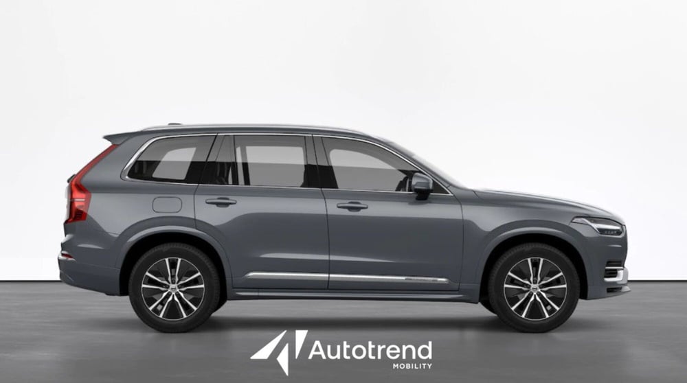 Volvo XC90 nuova a Bari (3)