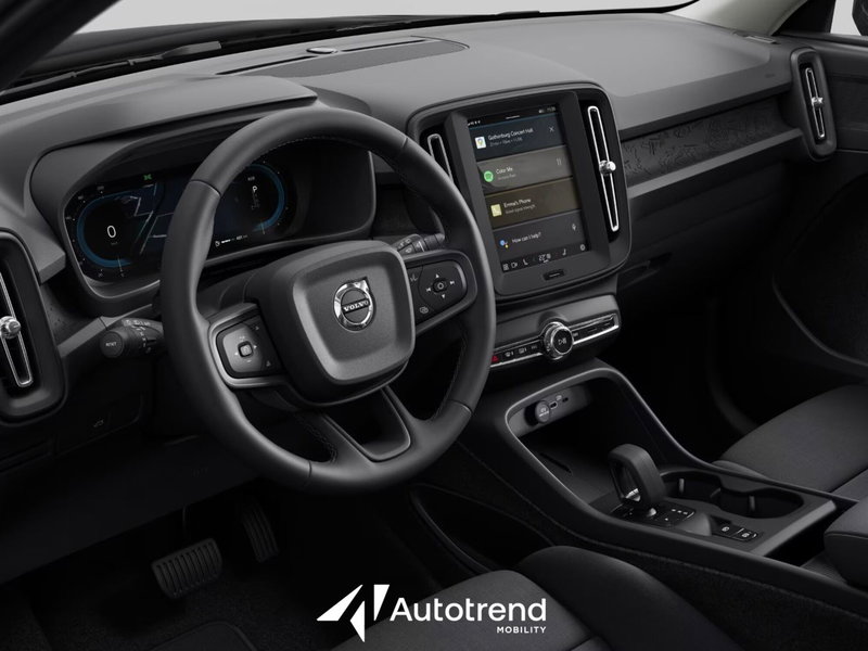 Volvo XC40 nuova a Bari (9)