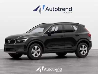 Volvo XC40 B3 automatico Essential N1 nuova a Bari