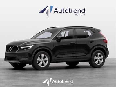 Volvo XC40 B3 automatico Essential N1 nuova a Bari