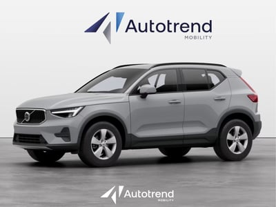 Volvo XC40 B3 automatico Essential nuova a Bari