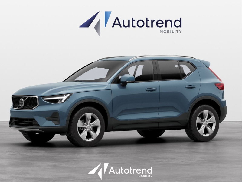 Volvo XC40 nuova a Bari
