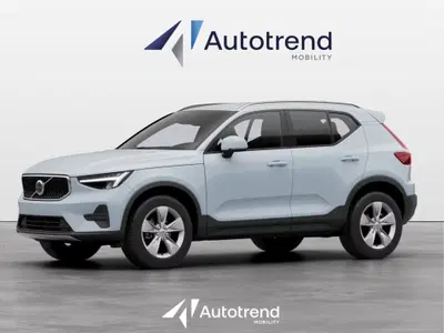 Volvo XC40 B3 automatico Core nuova a Bari