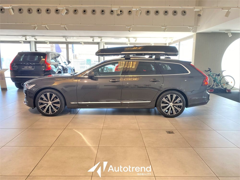 Volvo V90 nuova a Bari (5)