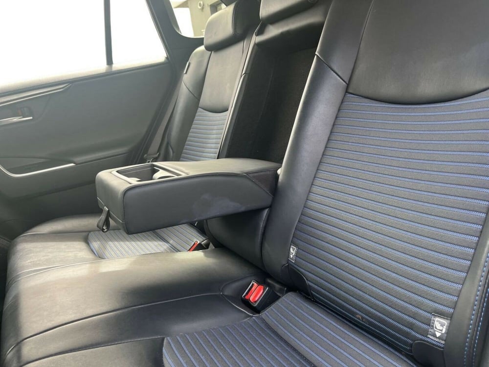 Toyota Rav4 usata a Sondrio (12)