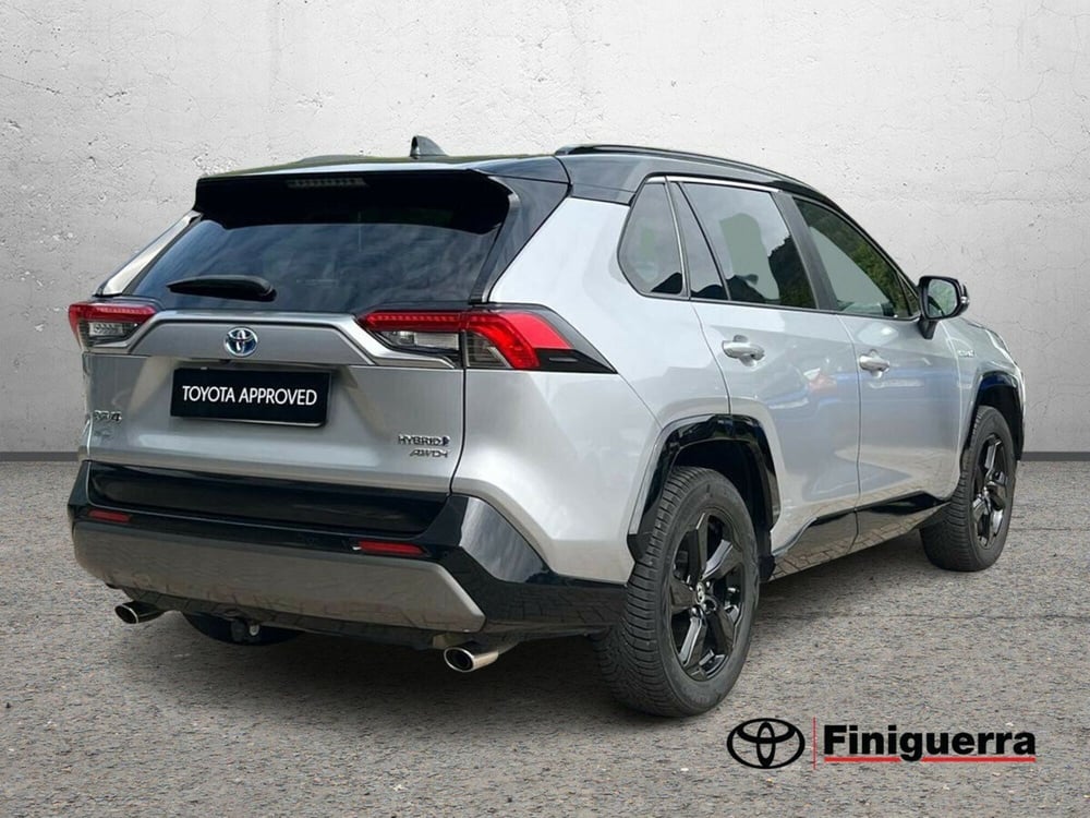 Toyota Rav4 usata a Sondrio (5)