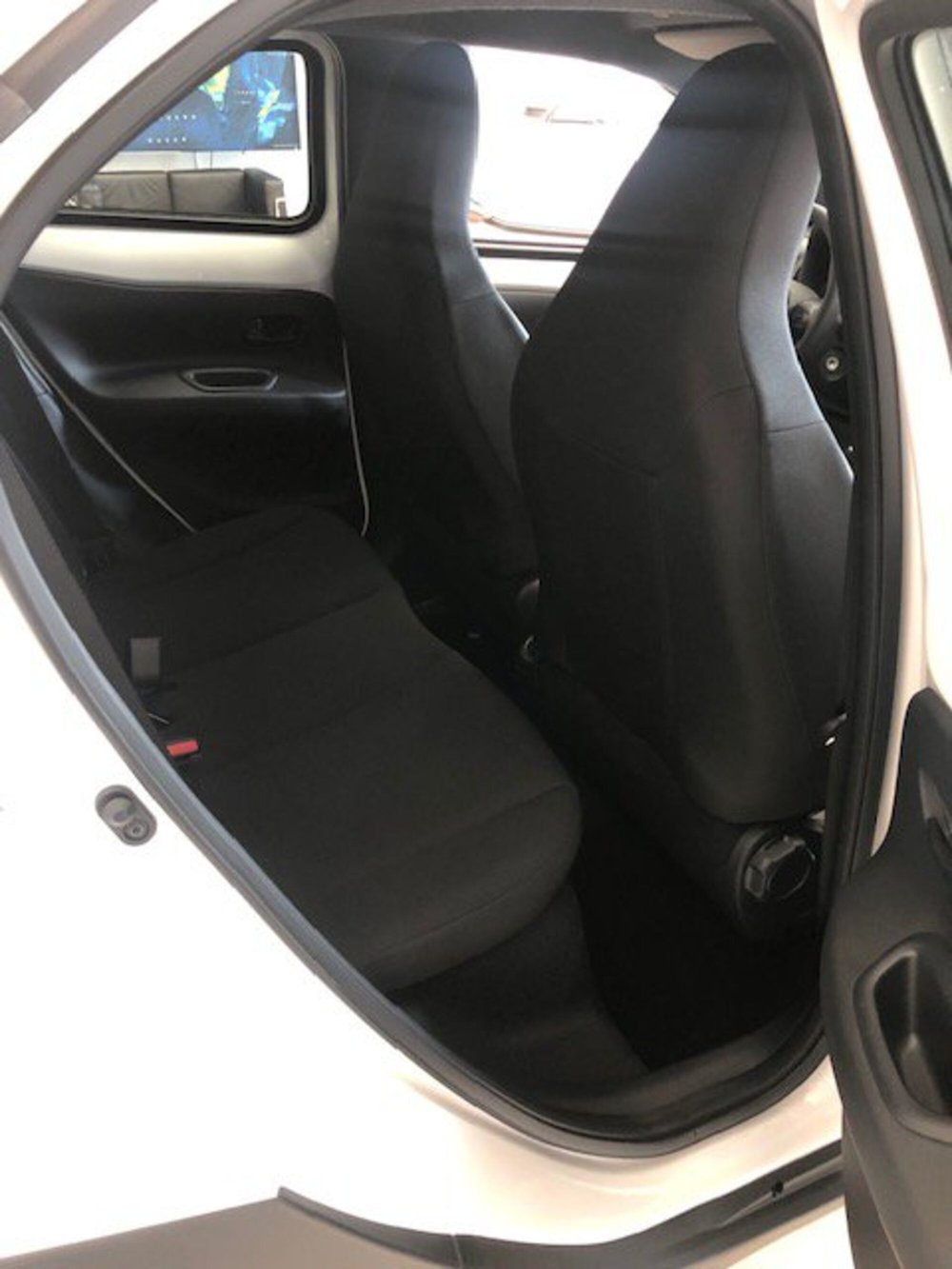 Toyota Aygo X nuova a Milano (11)