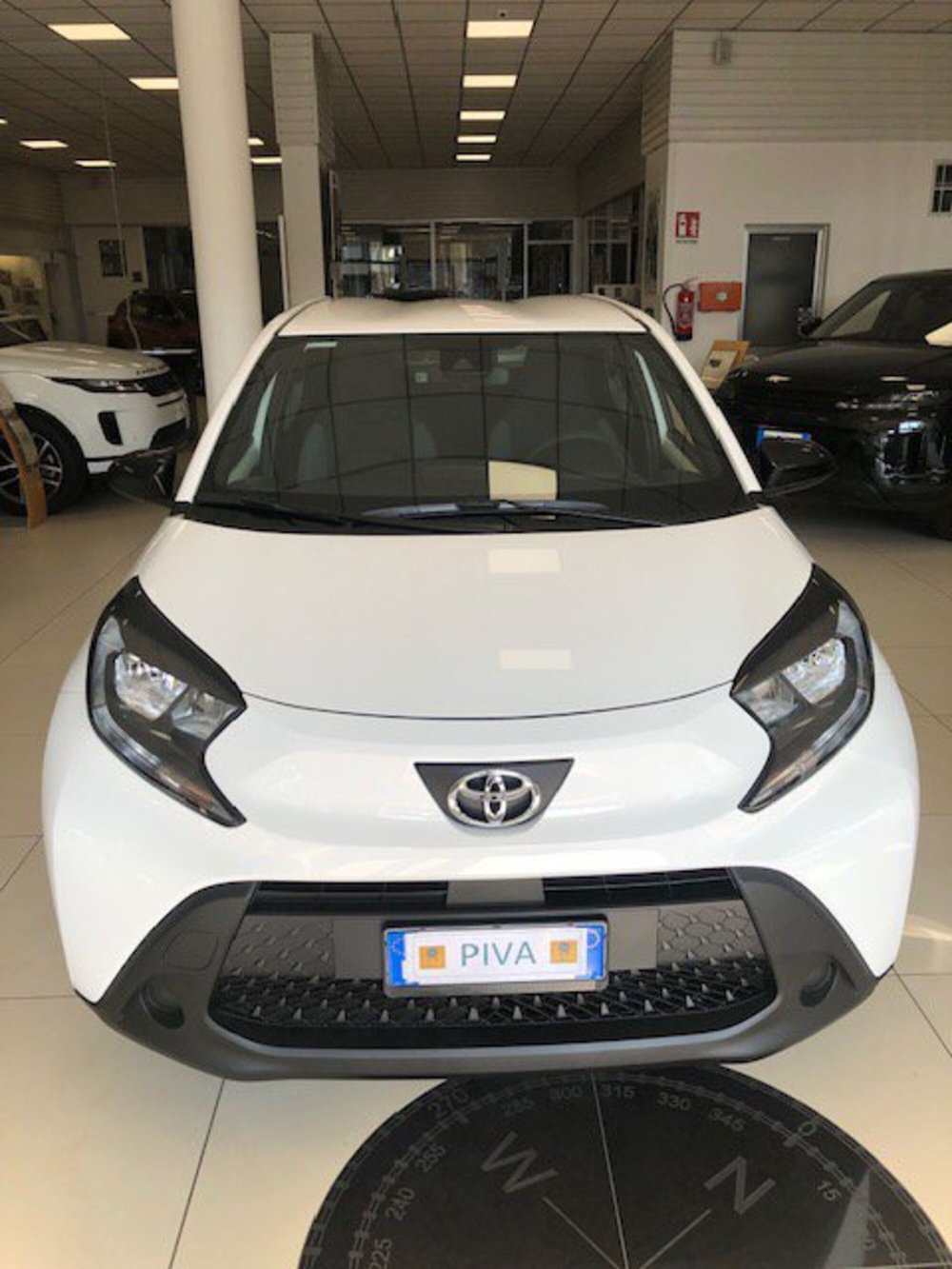 Toyota Aygo X nuova a Milano (2)