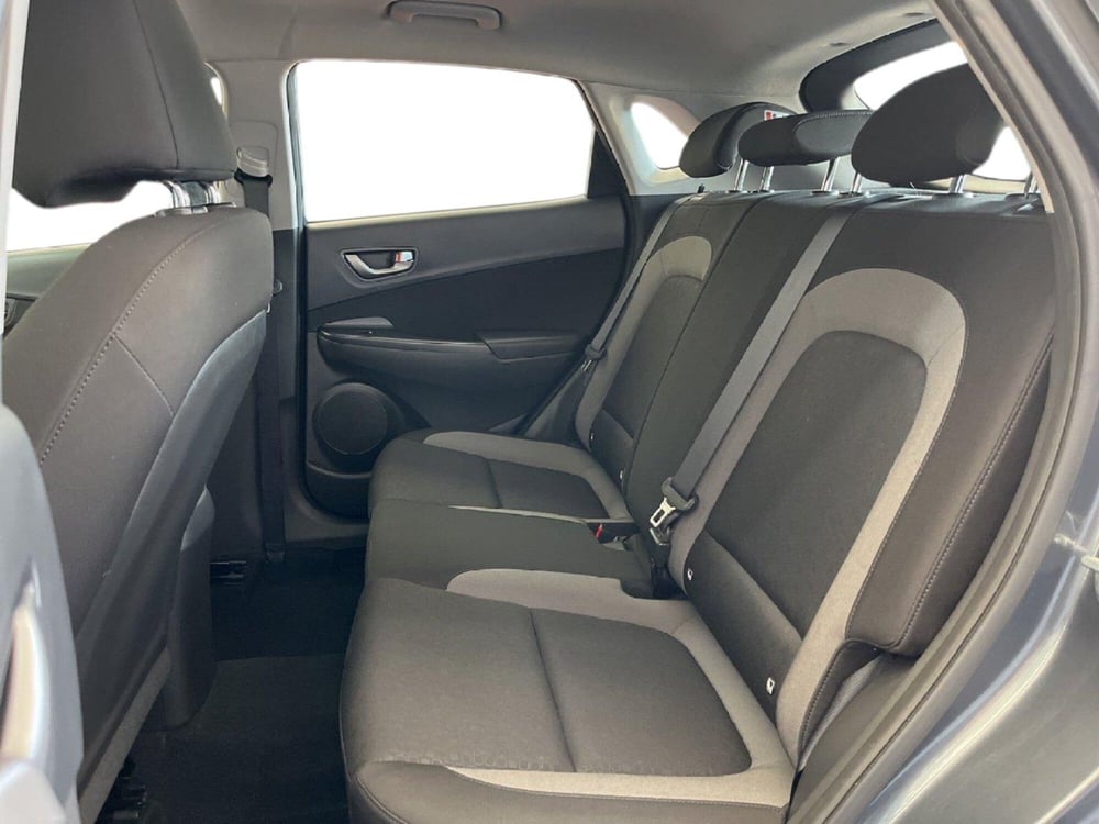 Hyundai Kona usata a Torino (9)