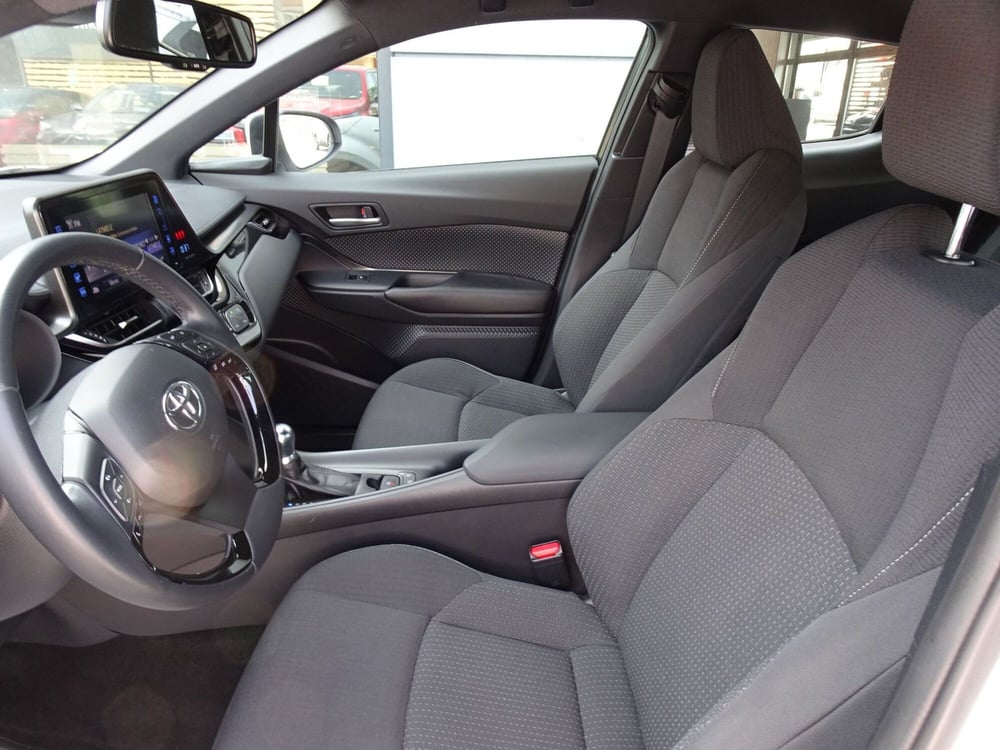 Toyota Toyota C-HR usata a Treviso (10)