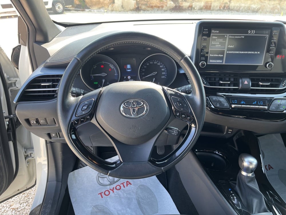 Toyota Toyota C-HR usata a Ragusa (11)