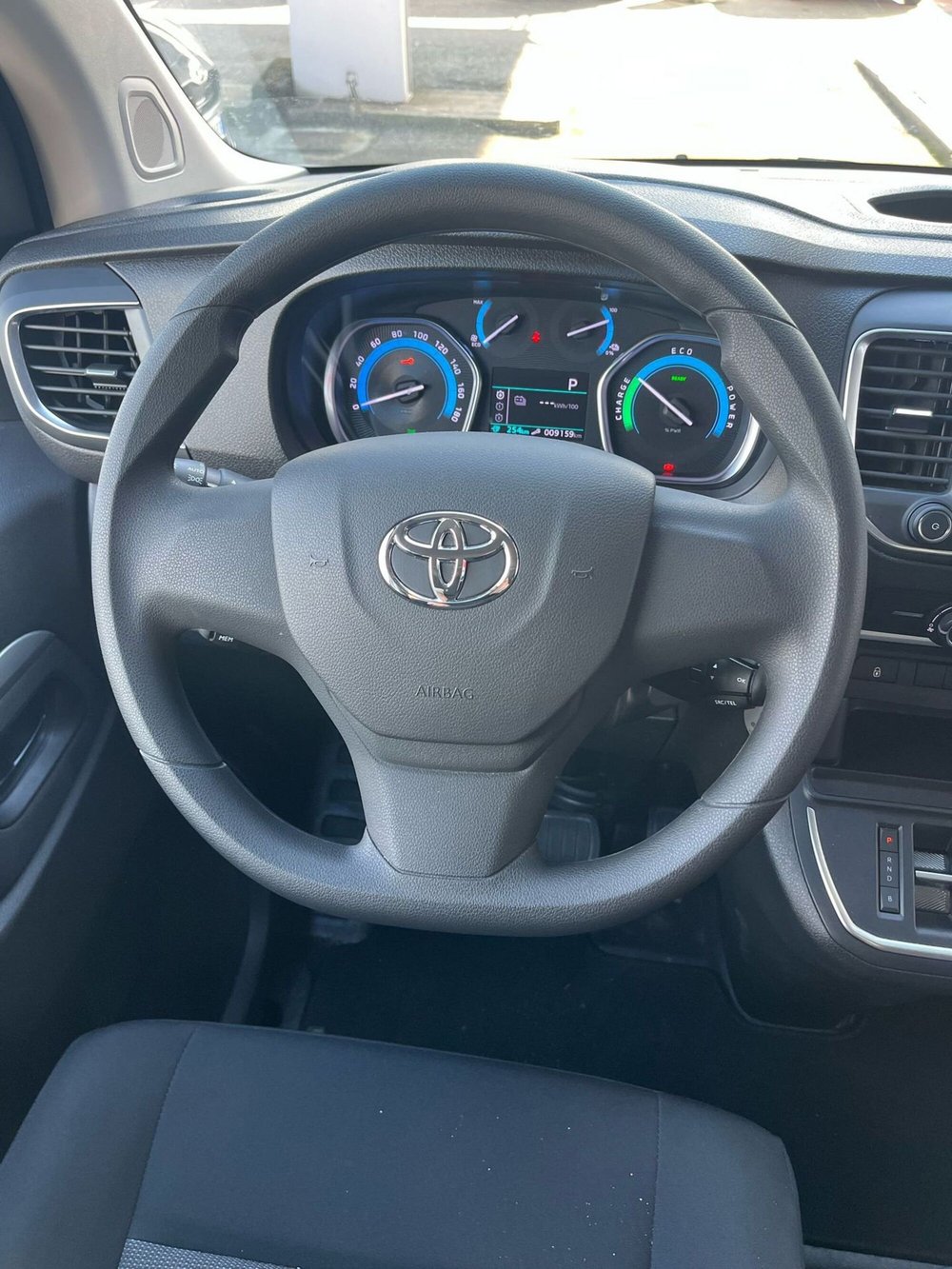 Toyota Proace Verso usata a Cremona (12)