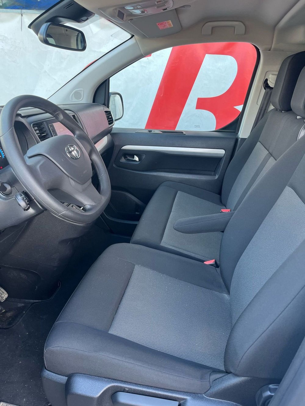 Toyota Proace Verso usata a Cremona (14)