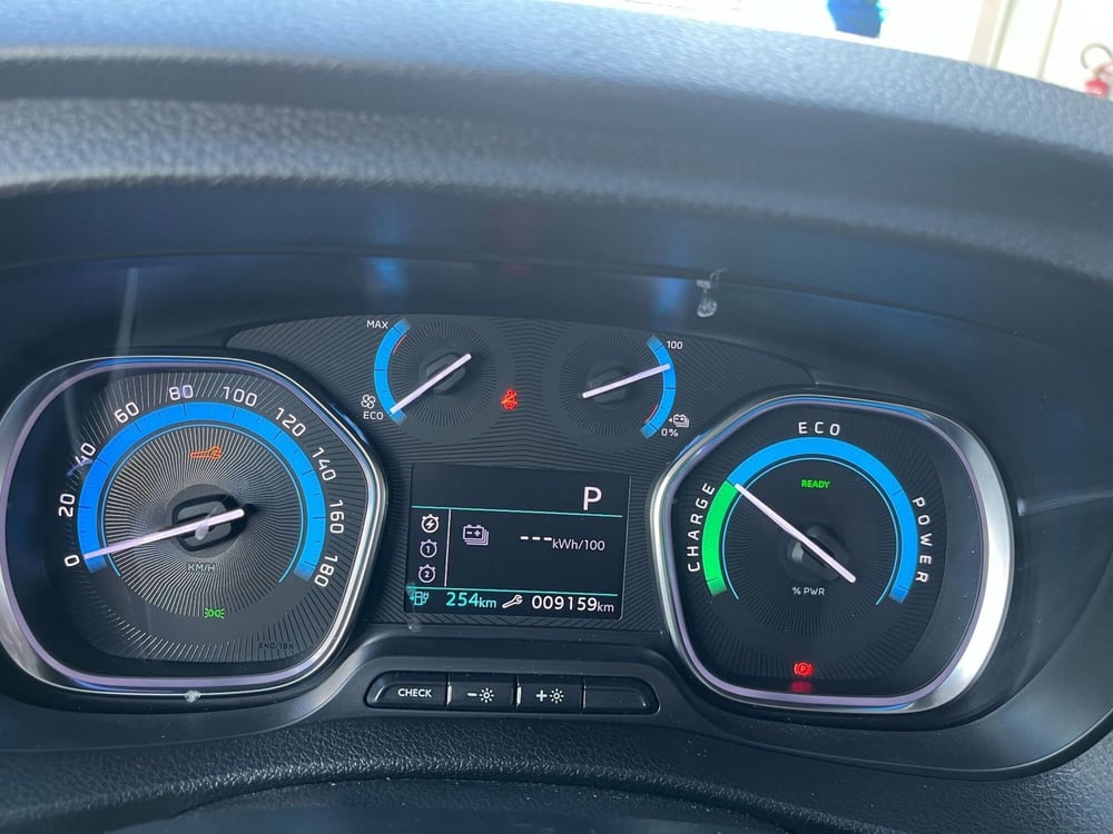 Toyota Proace Verso usata a Cremona (9)