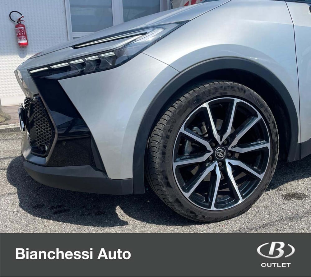 Toyota Toyota C-HR usata a Cremona (14)