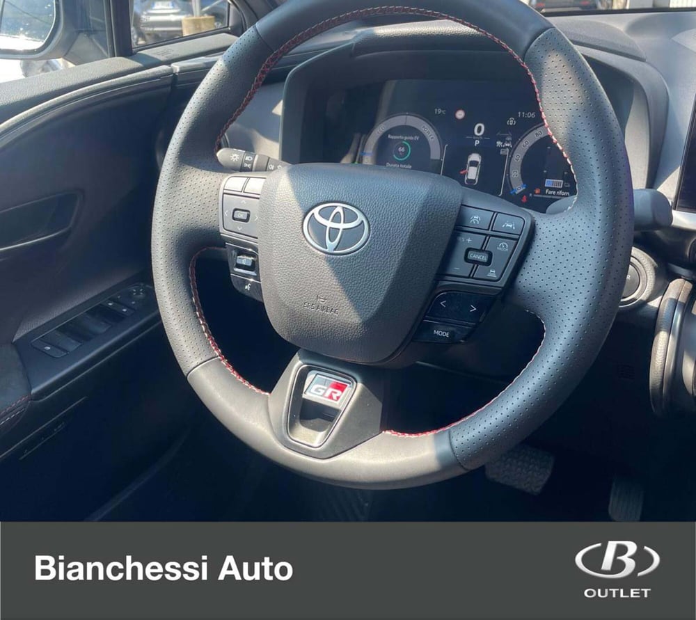 Toyota Toyota C-HR usata a Cremona (9)
