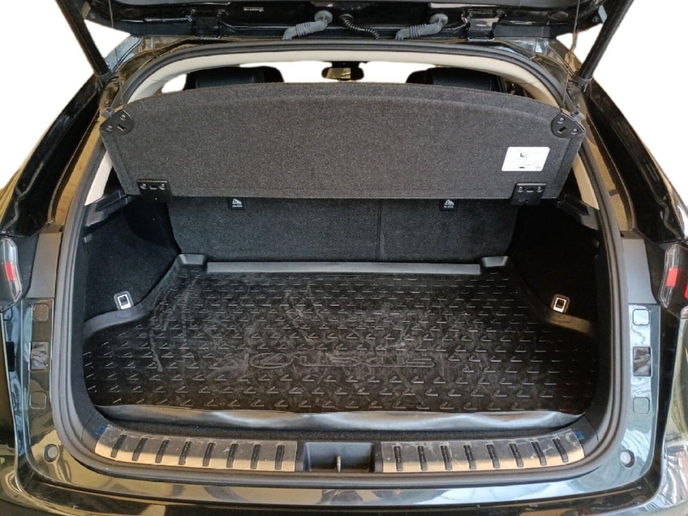 Lexus NX usata a Milano (12)