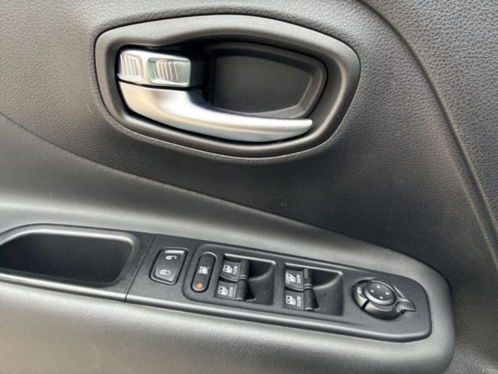Jeep Renegade usata a Ancona (13)