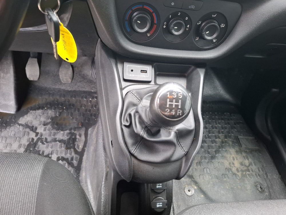 Fiat Doblò Furgone nuova a Ancona (19)