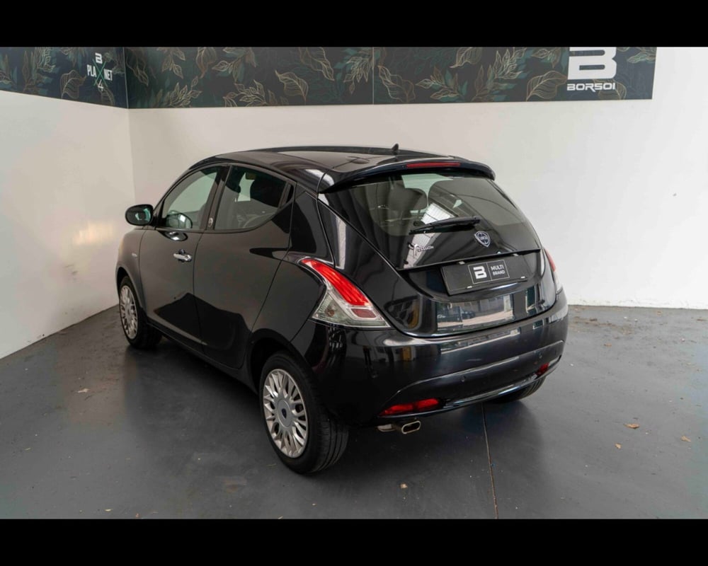 Lancia Ypsilon usata a Venezia (3)