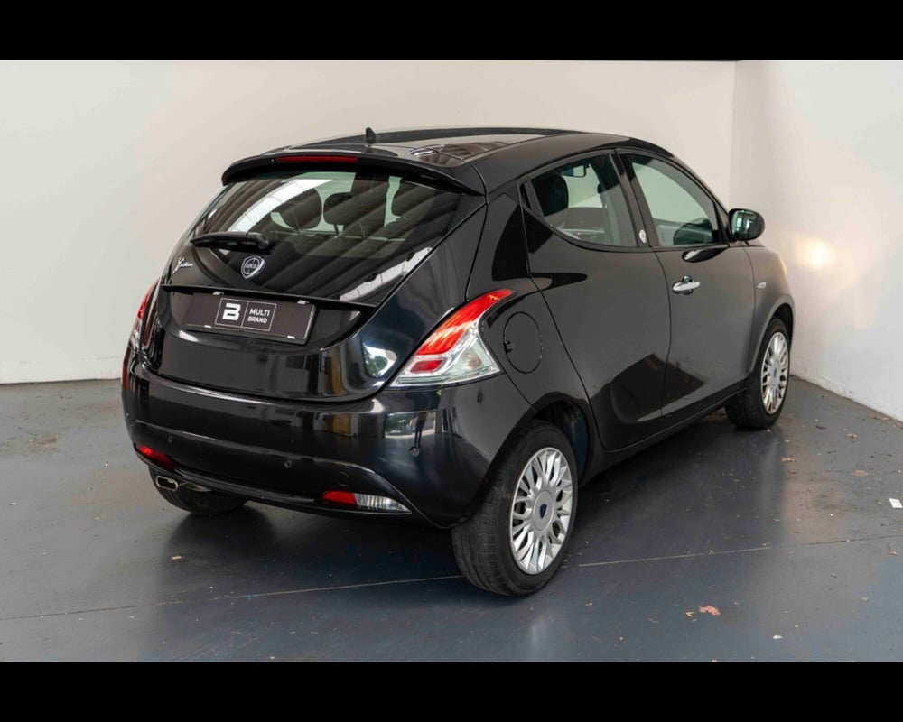 Lancia Ypsilon usata a Venezia (5)