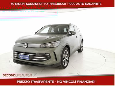 Volkswagen Tiguan 1.5 etsi Elegance 150cv dsg del 2024 usata a Vasto