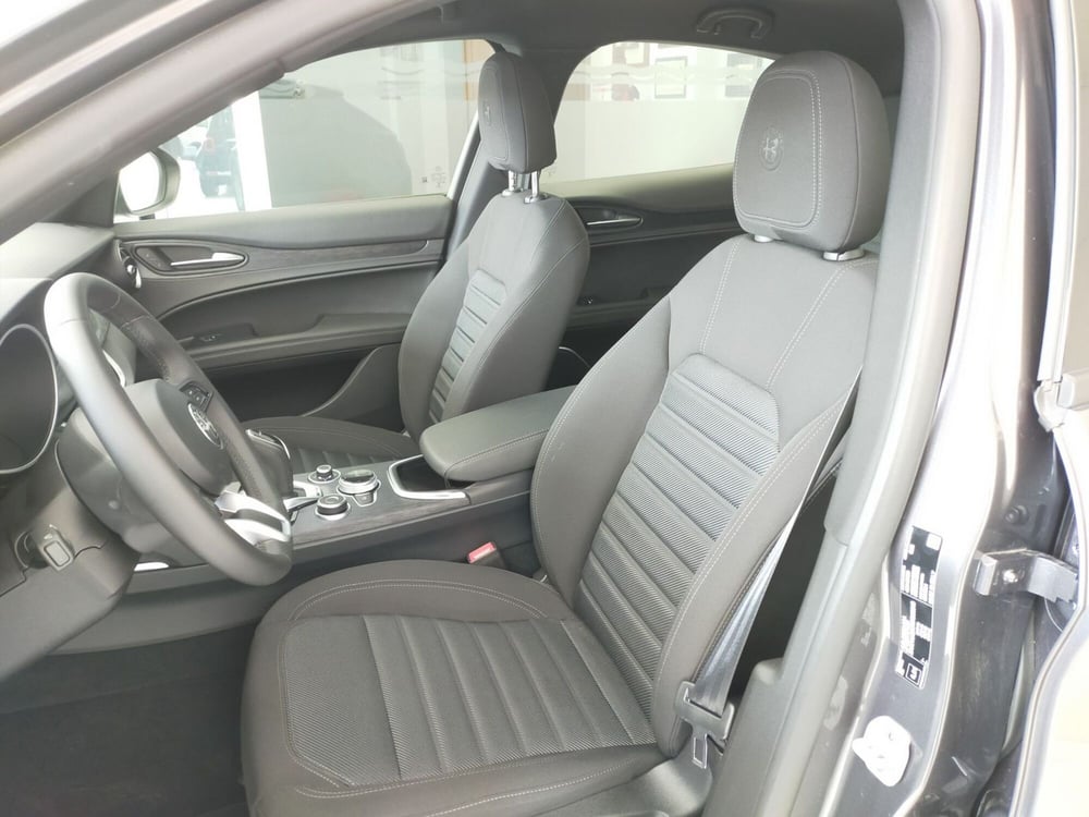 Alfa Romeo Stelvio nuova a Reggio Emilia (10)