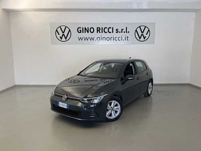 Volkswagen Golf 1.0 eTSI EVO DSG Life del 2022 usata a Cesena