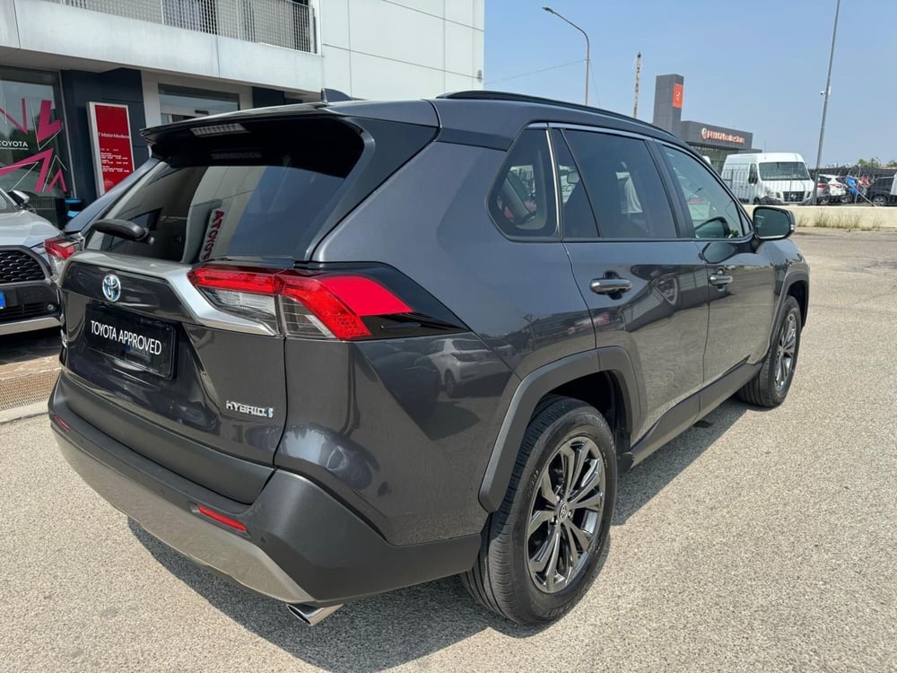 Toyota Rav4 usata a Modena (6)