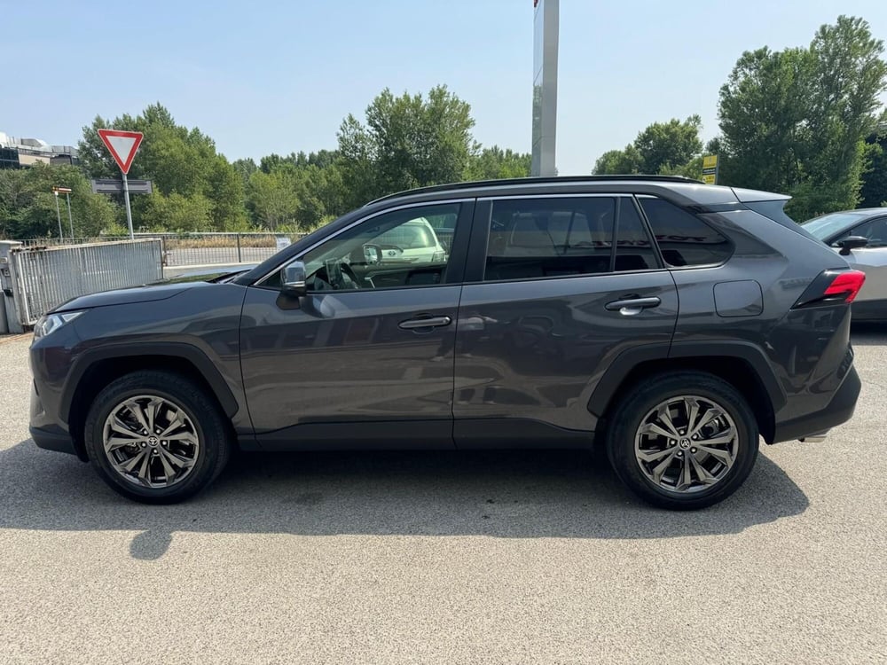 Toyota Rav4 usata a Modena (9)